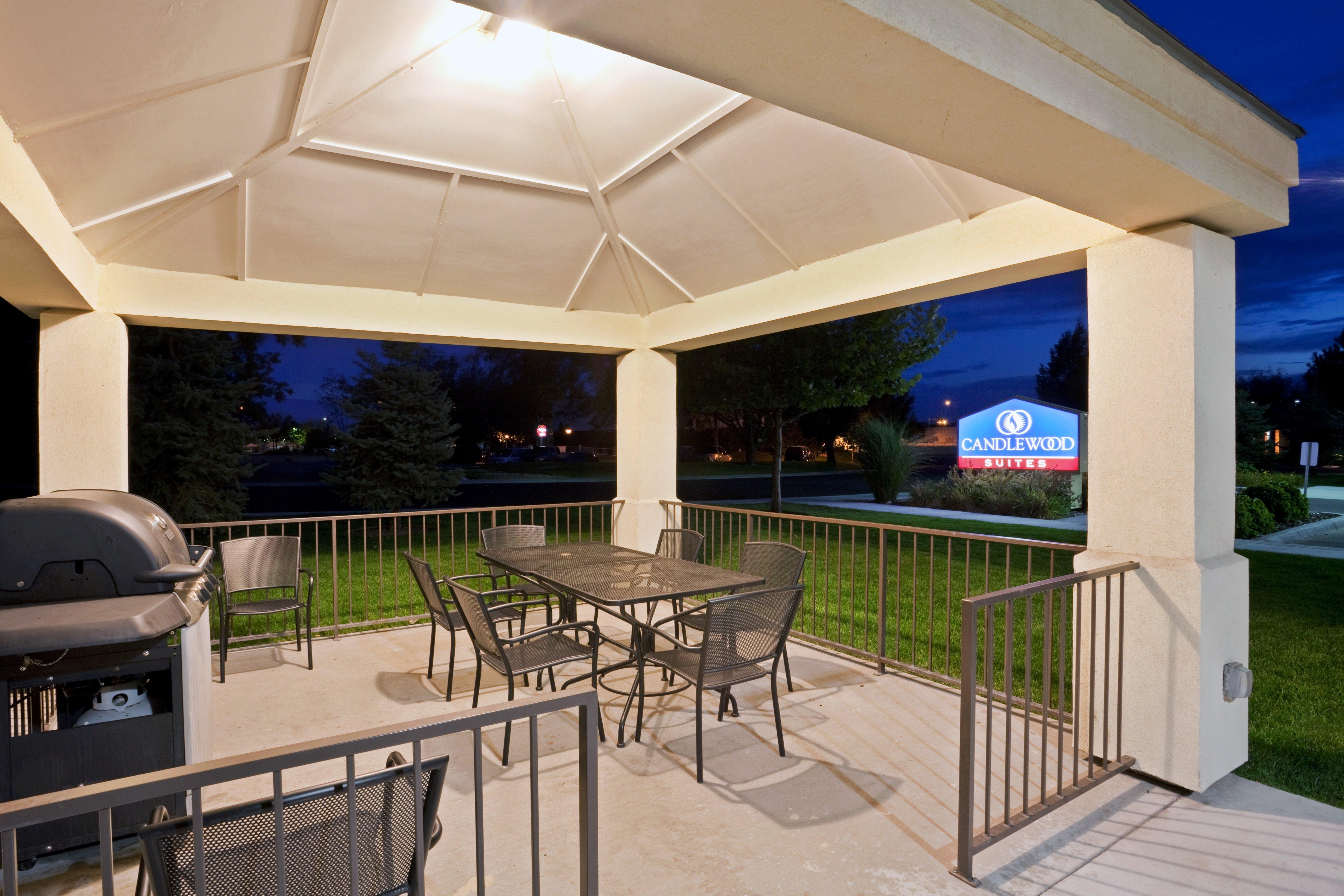 Candlewood Suites Boise - Towne Square By Ihg Exterior foto