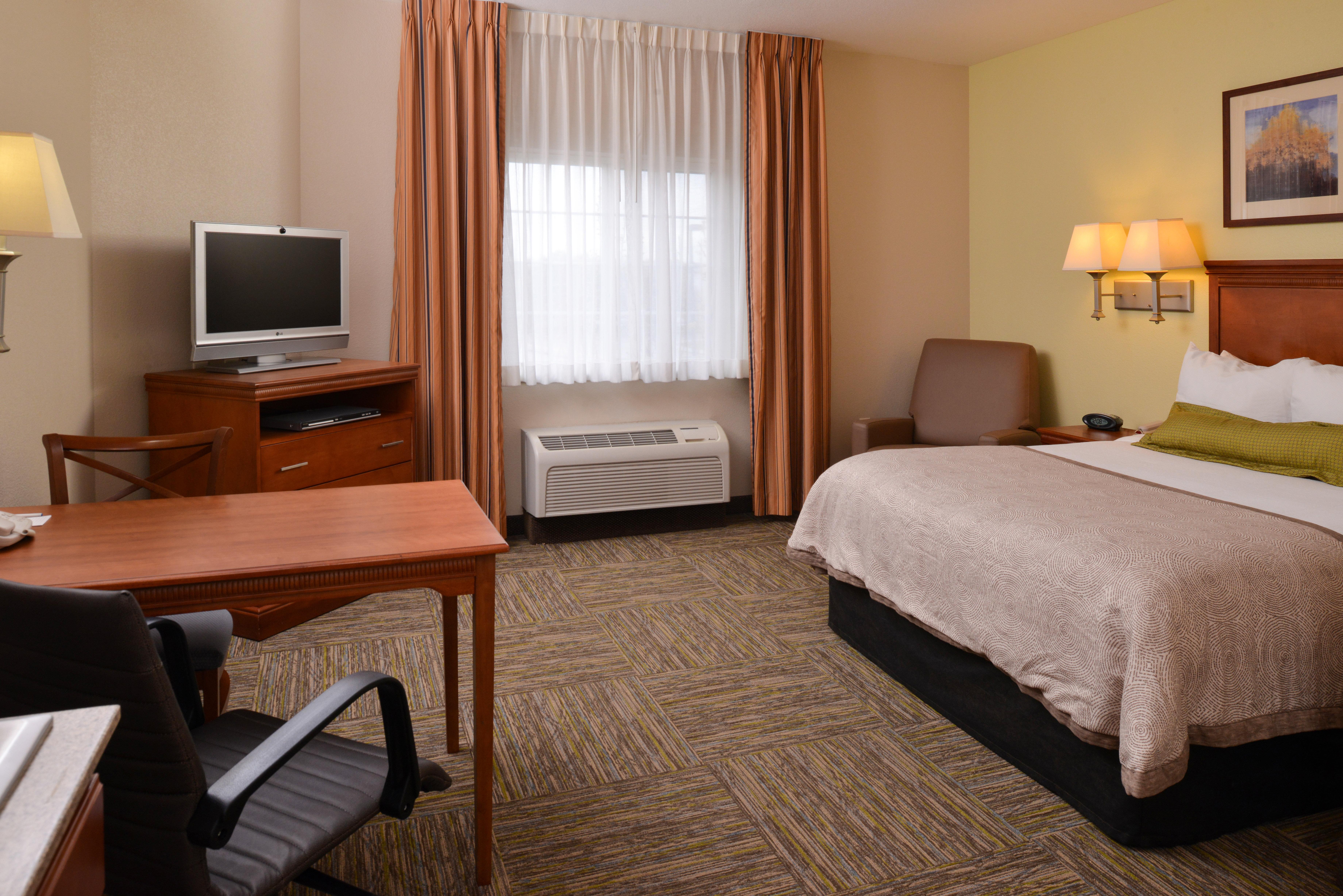 Candlewood Suites Boise - Towne Square By Ihg Exterior foto